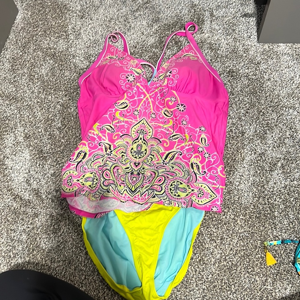 Athleta tankini
